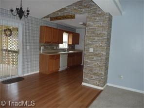 9 Big Buck Ct, Thomasville, NC 27360 photo 3