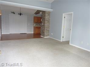 9 Big Buck Ct, Thomasville, NC 27360 photo 2