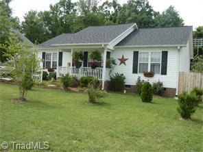 9 Big Buck Ct, Thomasville, NC 27360 photo 1