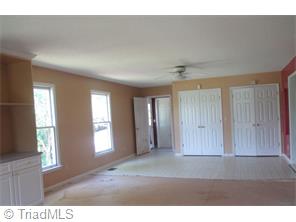 111 E Bellevue Dr, High Point, NC 27265 photo 4