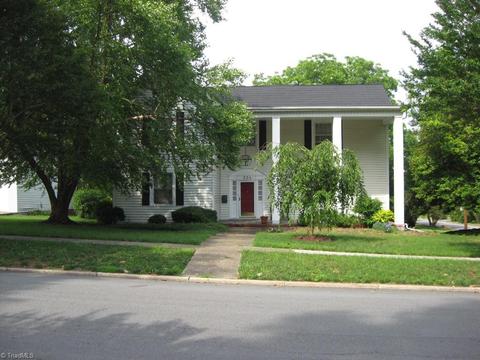 524 Patrick St, Eden, NC 27288 photo 1