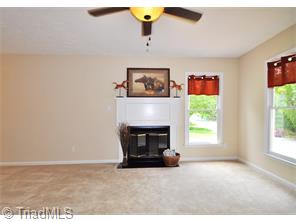 2000 Wickham Ave, High Point, NC 27265 photo 7
