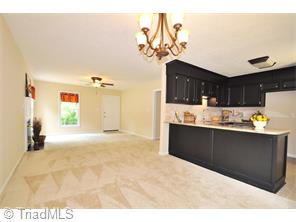 2000 Wickham Ave, High Point, NC 27265 photo 8