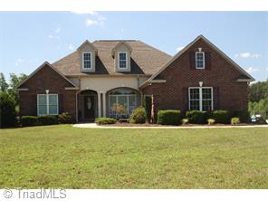 159 Riverchase Rd, Pinnacle, NC 27043 photo 1