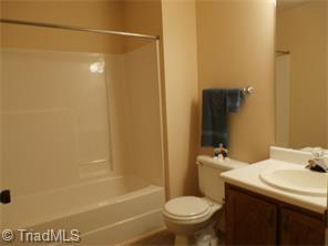 1330 Bailey Cir, High Point, NC 27262 photo 16