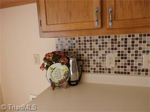 1330 Bailey Cir, High Point, NC 27262 photo 11