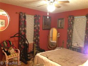 2263 Bevan Dr, Trinity, NC 27370 photo 4