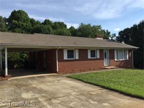 810 Sunset Dr, Pilot Mountain, NC 27041 photo 2