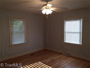 810 Sunset Dr, Pilot Mountain, NC 27041 photo 6