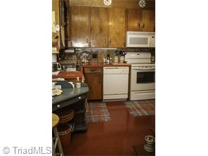 47 Ridge Rd, Roaring Gap, NC 28668 photo 14