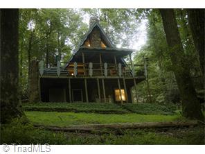 47 Ridge Rd, Roaring Gap, NC 28668 photo 1
