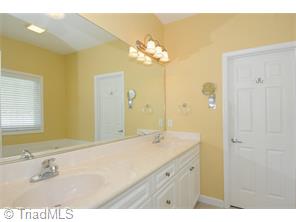 115 Brookstone Dr, Bermuda Run, NC 27006 photo 11