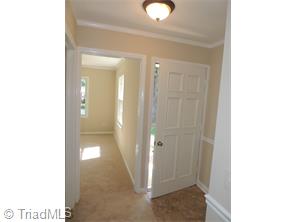 3210 Loftyview Dr, High Point, NC 27260 photo 5