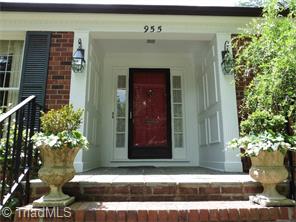 955 Nottingham Rd, High Point, NC 27262 photo 3