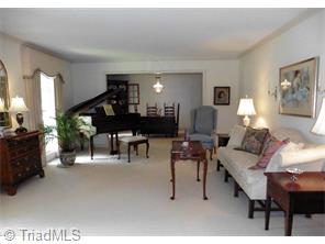 955 Nottingham Rd, High Point, NC 27262 photo 6