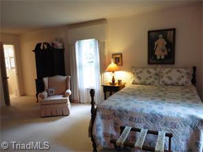 955 Nottingham Rd, High Point, NC 27262 photo 14