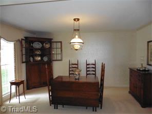 955 Nottingham Rd, High Point, NC 27262 photo 7