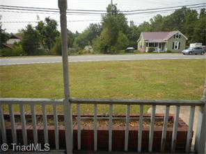 1702 Chestnut Dr, High Point, NC 27262 photo 10