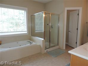 2429 Nesters Ct, High Point, NC 27265 photo 18
