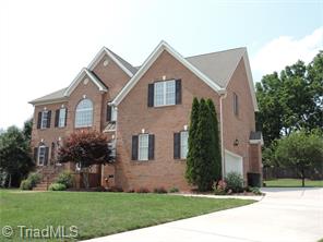 2429 Nesters Ct, High Point, NC 27265 photo 2