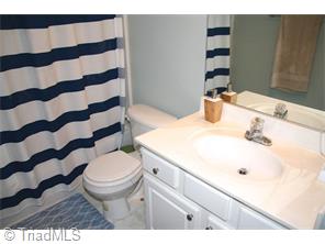 3405 Dairy Point Dr, High Point, NC 27265 photo 15