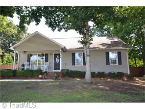 5104 Jordan Valley Rd, Trinity, NC 27370 photo 1