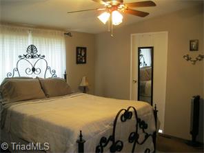 6960 Wright Rd, Thomasville, NC 27360 photo 13