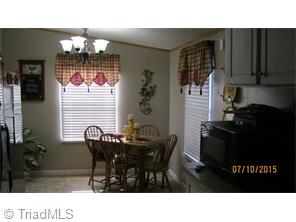 6960 Wright Rd, Thomasville, NC 27360 photo 5