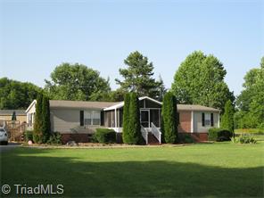 6960 Wright Rd, Thomasville, NC 27360 photo 1