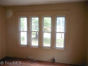 1111 Cedrow Dr, High Point, NC 27260 photo 5