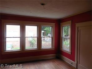 1111 Cedrow Dr, High Point, NC 27260 photo 7