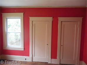 1111 Cedrow Dr, High Point, NC 27260 photo 8