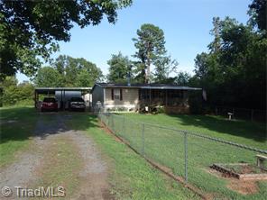 6348 Lowe Dr, Randleman, NC 27317 photo 2
