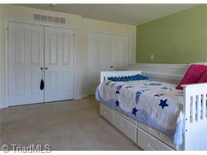 869 Hedgepath Ter, High Point, NC 27265 photo 12