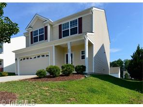 869 Hedgepath Ter, High Point, NC 27265 photo 2