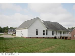545 Spring Haven Dr, Randleman, NC 27317 photo 3