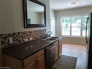609 Nova Ave, High Point, NC 27265 photo 3