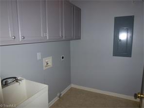 609 Nova Ave, High Point, NC 27265 photo 9