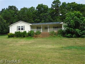 1010 Smith Hollow Rd, King, NC 27021 photo 1