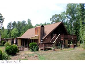 381 Sam Marion Rd, Pinnacle, NC 27043 photo 1