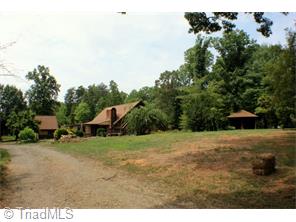381 Sam Marion Rd, Pinnacle, NC 27043 photo 3