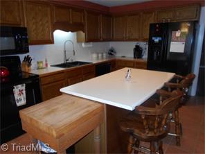 2443 Gordon Rd, High Point, NC 27265 photo 5