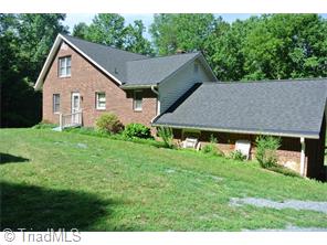 8405 Dennis Rd, Germanton, NC 27019 photo 3