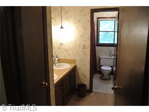 8405 Dennis Rd, Germanton, NC 27019 photo 9
