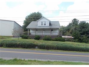 310 Staples Ave, Stuart, VA 24171 photo 2