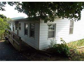 310 Staples Ave, Stuart, VA 24171 photo 8