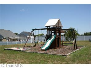 1254 Silverstone Ct, High Point, NC 27265 photo 19