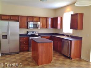 3727 Single Leaf Cir, High Point, NC 27265 photo 4