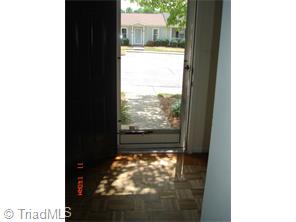 1438 Bailey Cir, High Point, NC 27262 photo 3