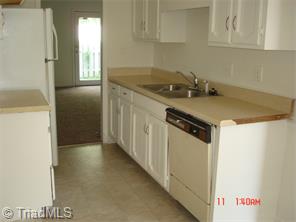 1438 Bailey Cir, High Point, NC 27262 photo 7